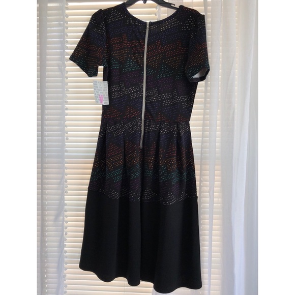 LulaRoe Amelia - Picture 5 of 7